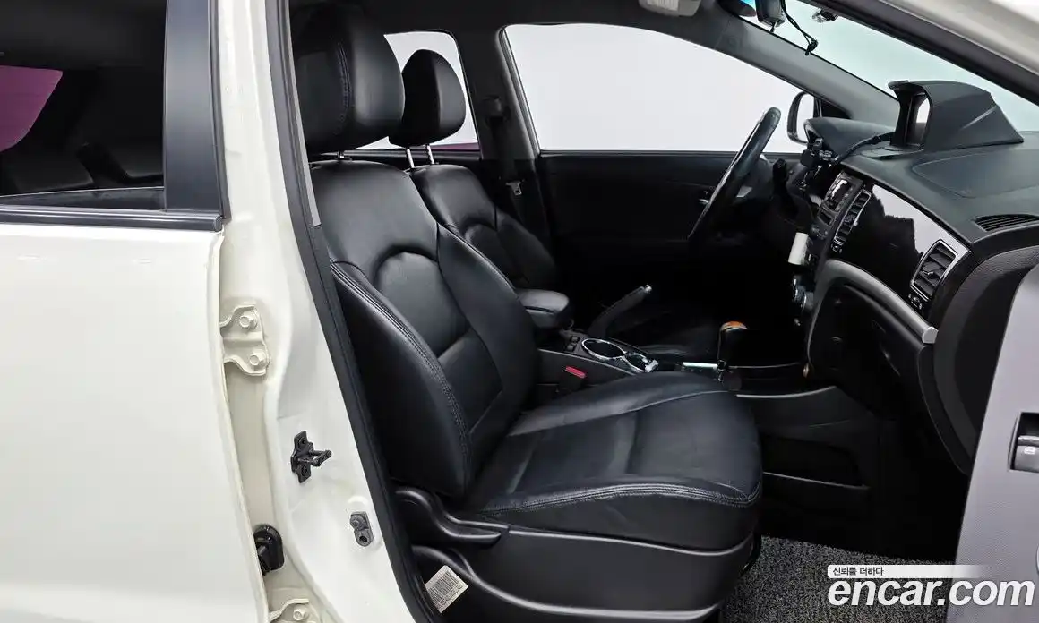 SsangYong Korando 2011 2.0 Автомат в Москве № 32642, фото 16