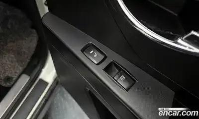 SsangYong Korando 2011 2.0 Автомат в Москве № 32642, миниатюра 8