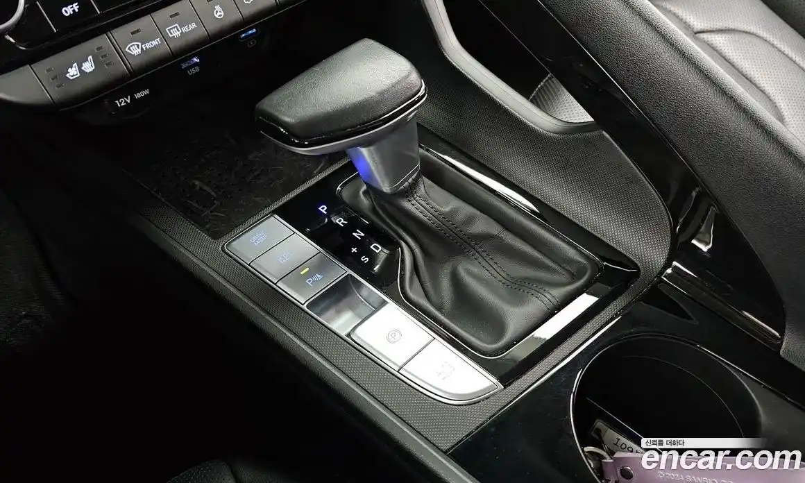 Hyundai Avante 2022 1.6 Автомат в Москве № 331193, фото 13