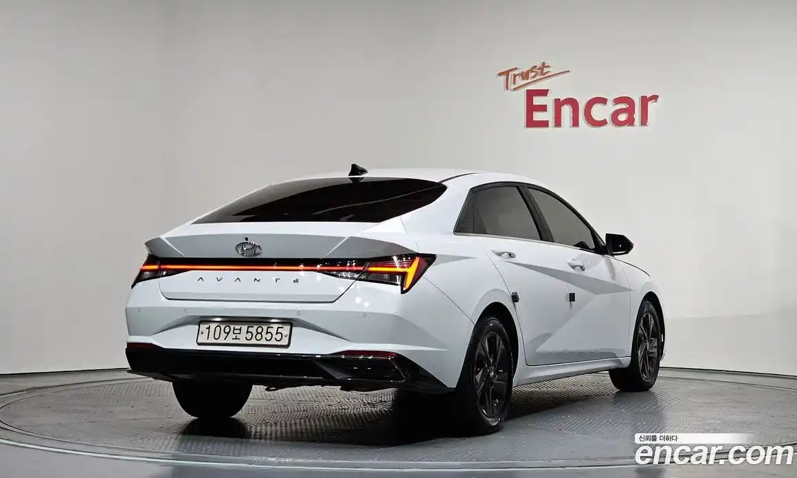 Hyundai Avante 2022 1.6 Автомат в Москве № 331193, фото 14