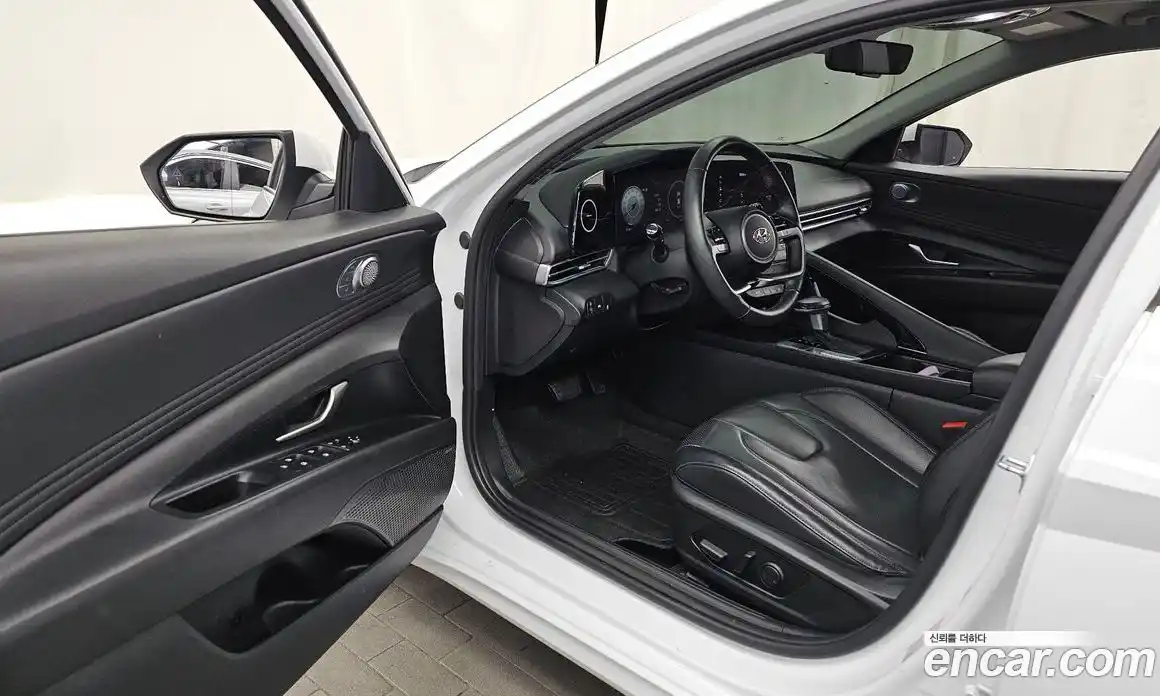 Hyundai Avante 2022 1.6 Автомат в Москве № 331193, фото 15