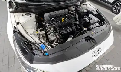 Hyundai Avante 2022 1.6 Автомат в Москве № 331193, миниатюра 2