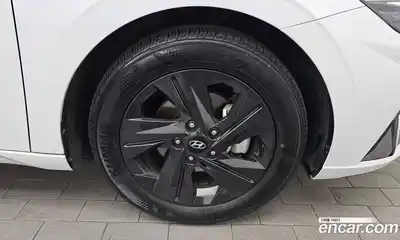 Hyundai Avante 2022 1.6 Автомат в Москве № 331193, миниатюра 7