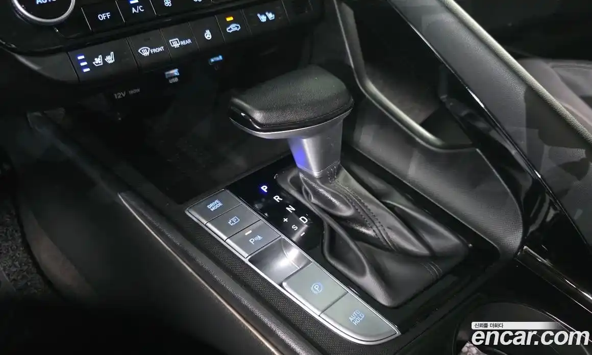 Hyundai Avante 2023 1.6 Автомат в Москве № 331518, фото 14