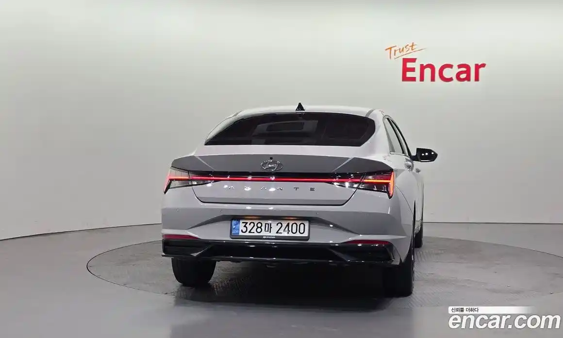 Hyundai Avante 2023 1.6 Автомат в Москве № 331518, фото 3