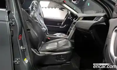 Land Rover Discovery Sport 2018 2.0 Автомат в Москве № 333506, миниатюра 2