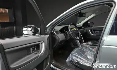 Land Rover Discovery Sport 2018 2.0 Автомат в Москве № 333506, миниатюра 7