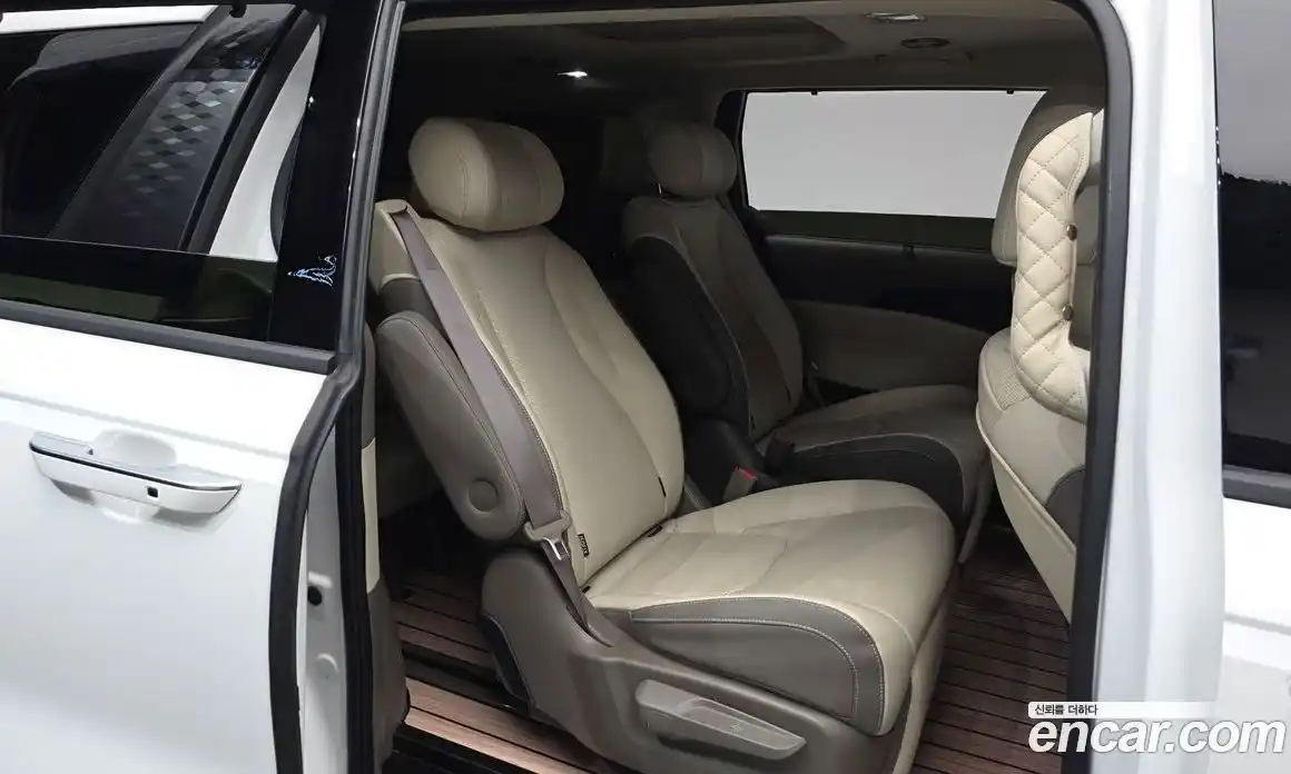 Kia Canival 2025 3.5 Автомат в Москве № 336647, фото 14