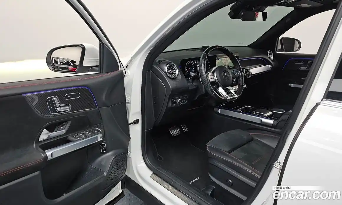 Mercedes-Benz GLB-Class 2023 2.0 Автомат в Москве № 339560, фото 7