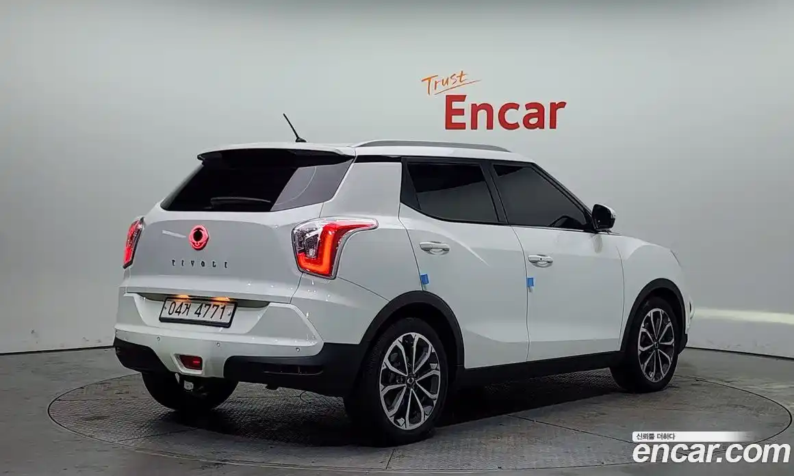 SsangYong TIBOLI 2018 1.6 Автомат в Москве № 341358, фото 12