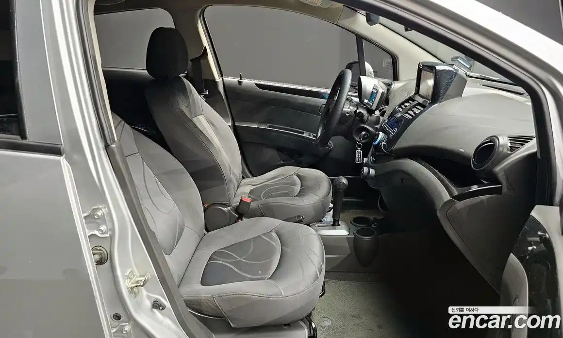 Chevrolet Spark 2012 1.0 Автомат в Москве № 36682, фото 9