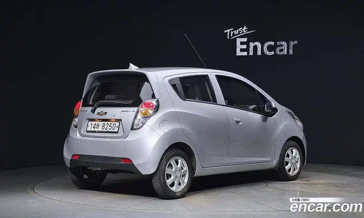 Chevrolet Spark 2012 1.0 Автомат в Москве № 36682, фото 10