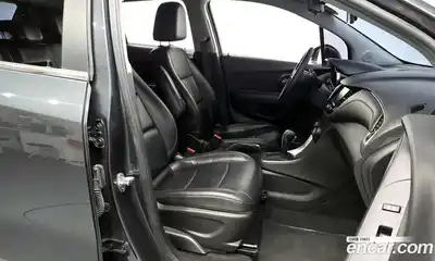 Chevrolet Trax 2018 1.4 Автомат в Москве № 36700, миниатюра 11