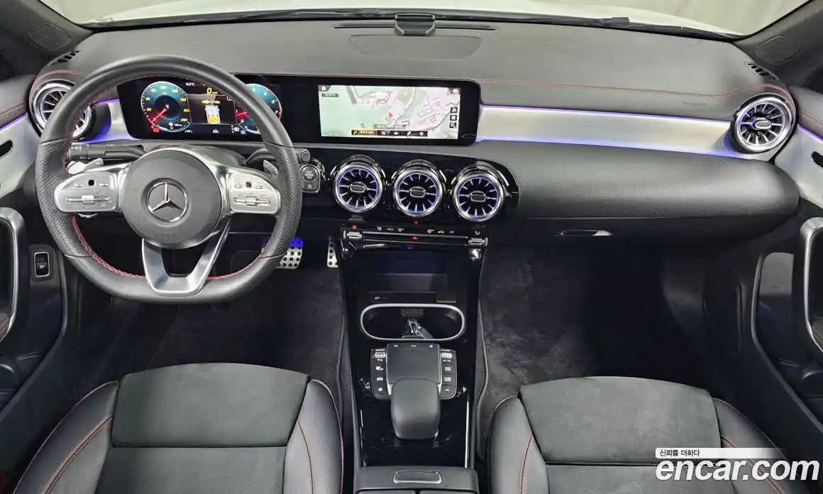 Mercedes-Benz CLA-Class 2023 2.0 Автомат в Москве № 369904, фото 7