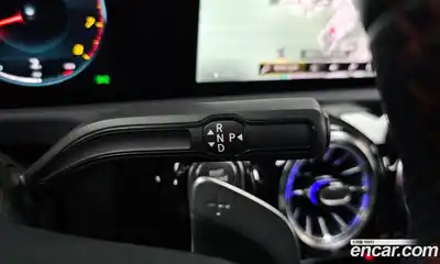 Mercedes-Benz CLA-Class 2023 2.0 Автомат в Москве № 369904, миниатюра 9