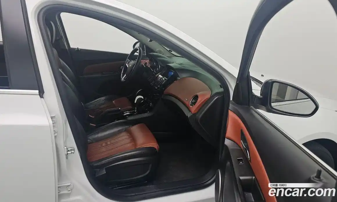 Chevrolet Cruze 2011 2.0 Автомат в Москве № 38241, фото 11