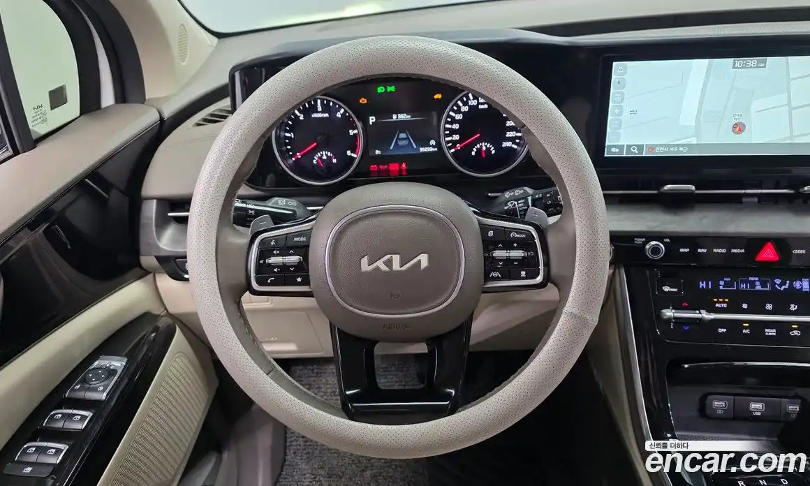 Kia Canival 2023 2.2 Автомат в Москве № 384811, фото 13