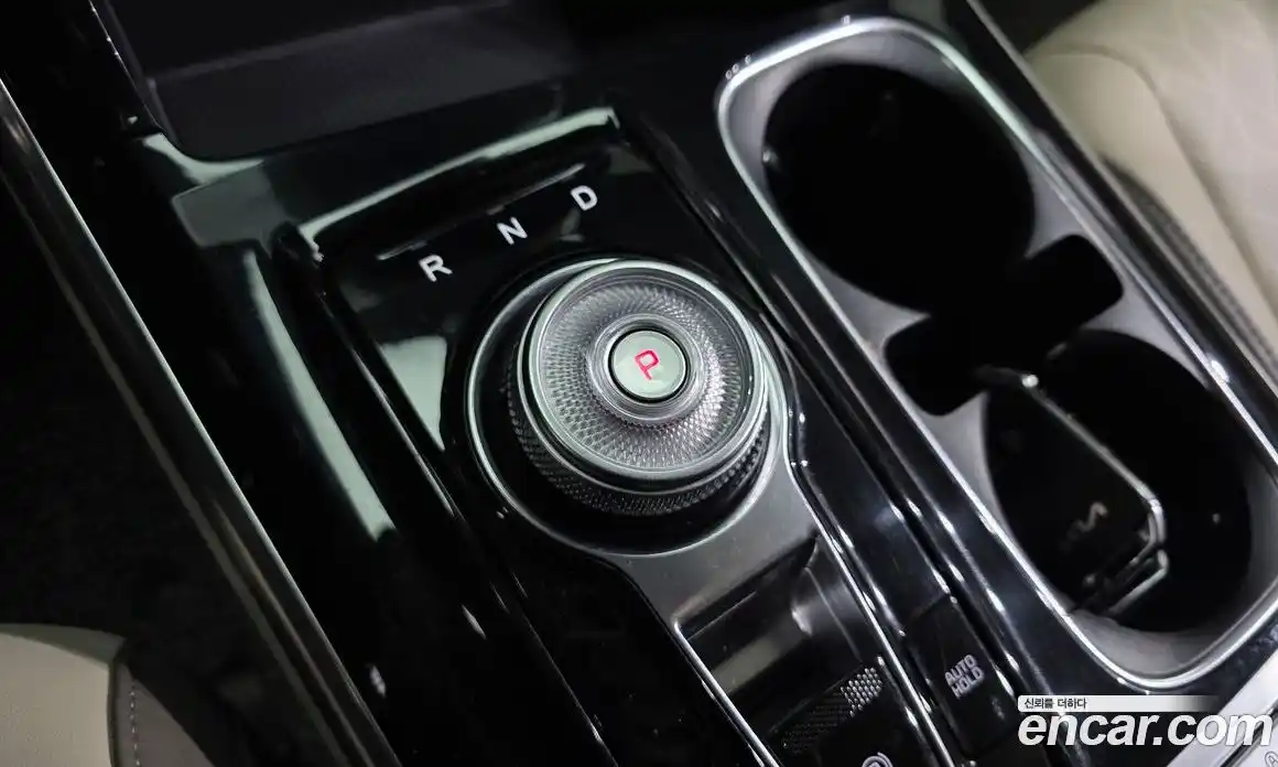 Kia Canival 2023 2.2 Автомат в Москве № 384811, фото 9