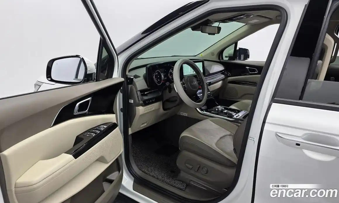 Kia Canival 2023 2.2 Автомат в Москве № 384811, фото 10