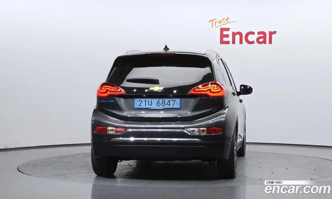 Chevrolet Bolt EV 2019 0.2 Автомат в Москве № 38508, фото 4