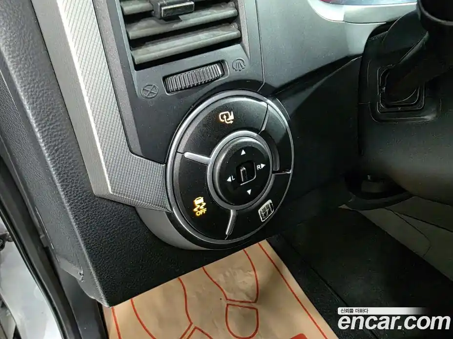 SsangYong Korando 2012 2.0 Автомат в Москве № 389178, фото 11