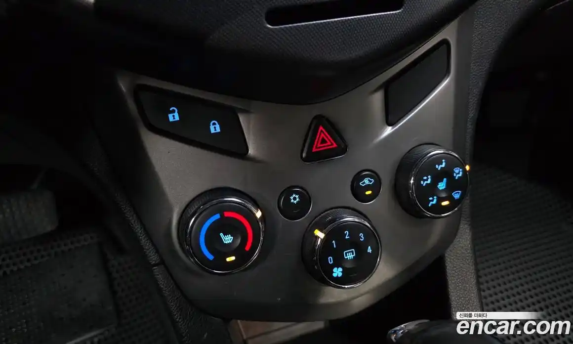 Chevrolet Aveo 2012 1.6 Автомат в Москве № 39534, фото 10