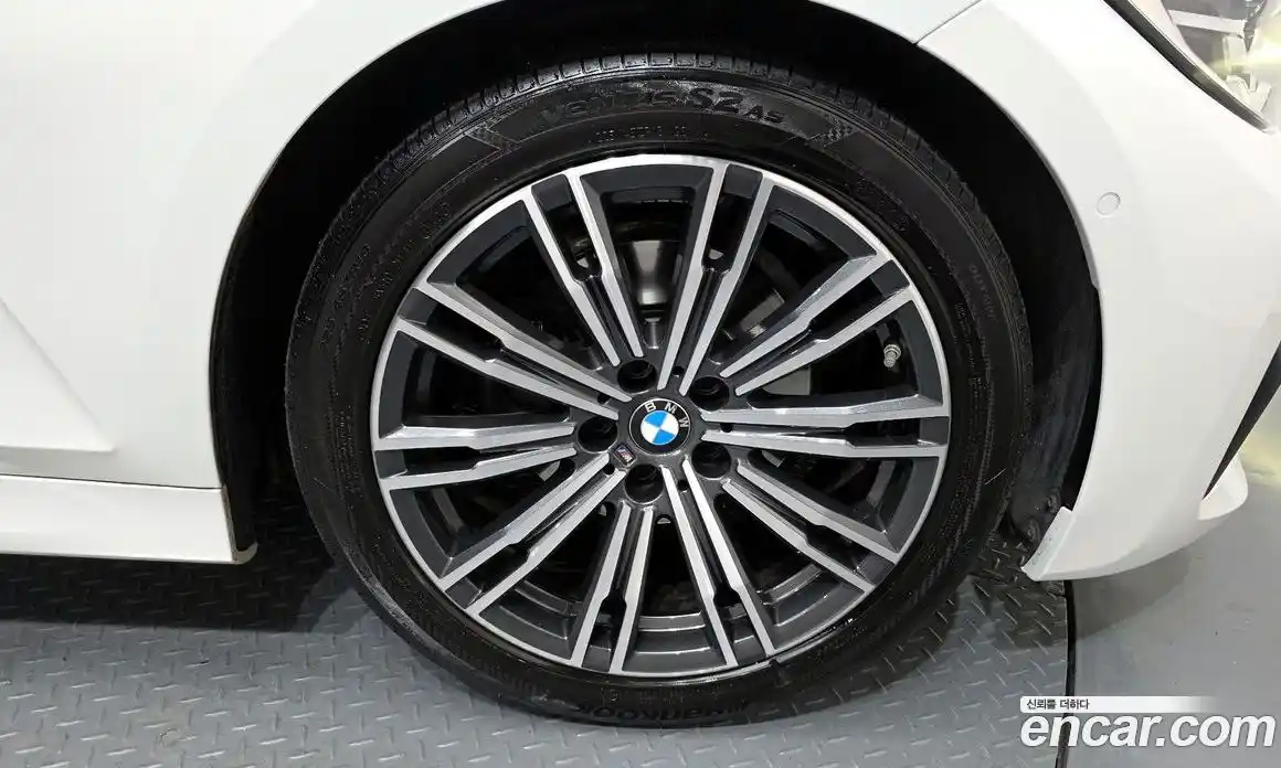 BMW 3-Series 2021 2.0 Автомат в Москве № 407479, фото 5