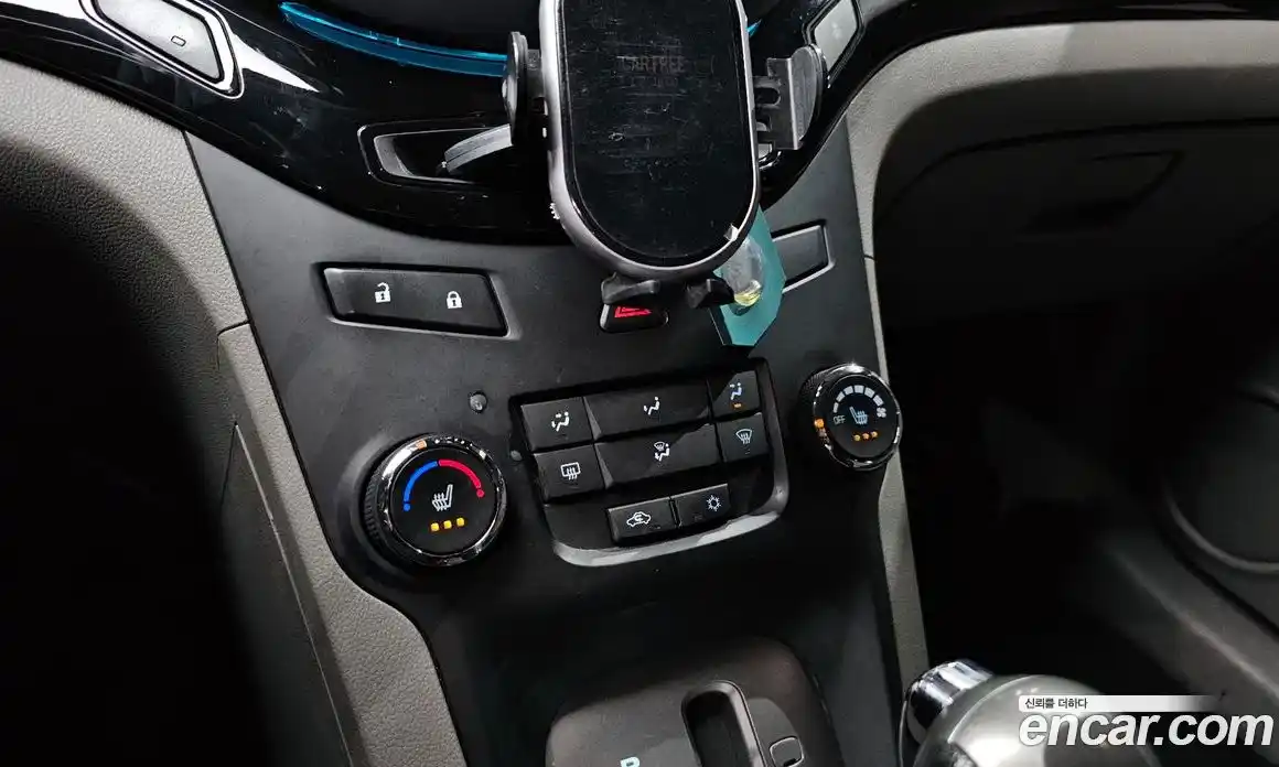 Chevrolet Orlando 2015 2.0 Автомат в Москве № 41942, фото 1