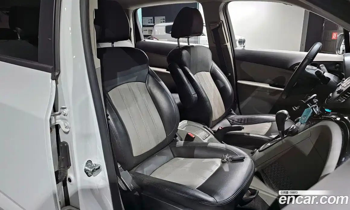 Chevrolet Orlando 2015 2.0 Автомат в Москве № 41942, фото 10