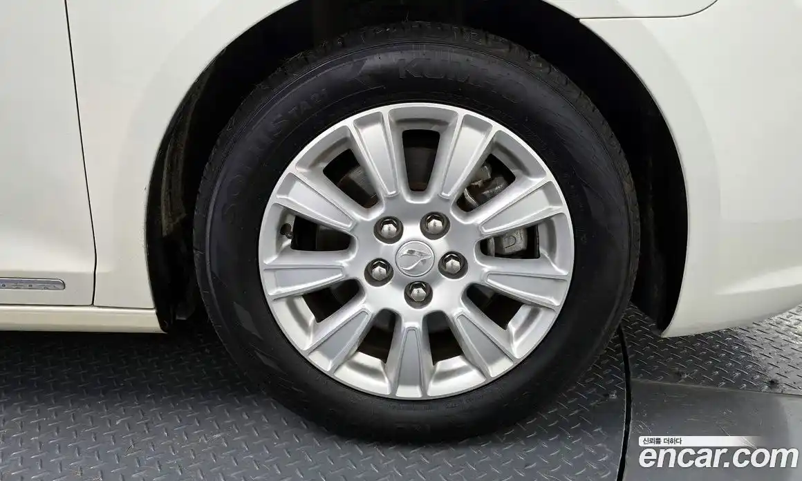 Chevrolet Alpheon 2011 2.4 Автомат в Москве № 42022, фото 5