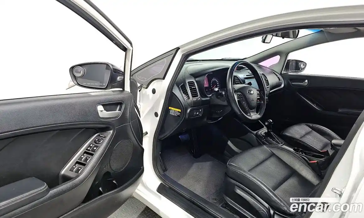 Kia K3 2013 1.6 Автомат в Москве № 50892, фото 10