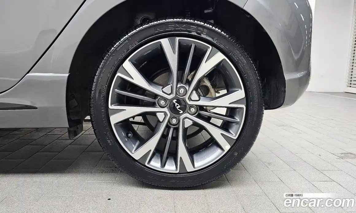 Kia Morning 2023 1.0 Автомат в Москве № 51520, фото 12