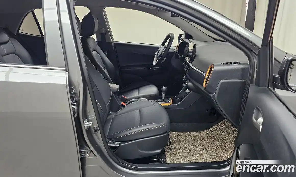 Kia Morning 2023 1.0 Автомат в Москве № 51520, фото 14