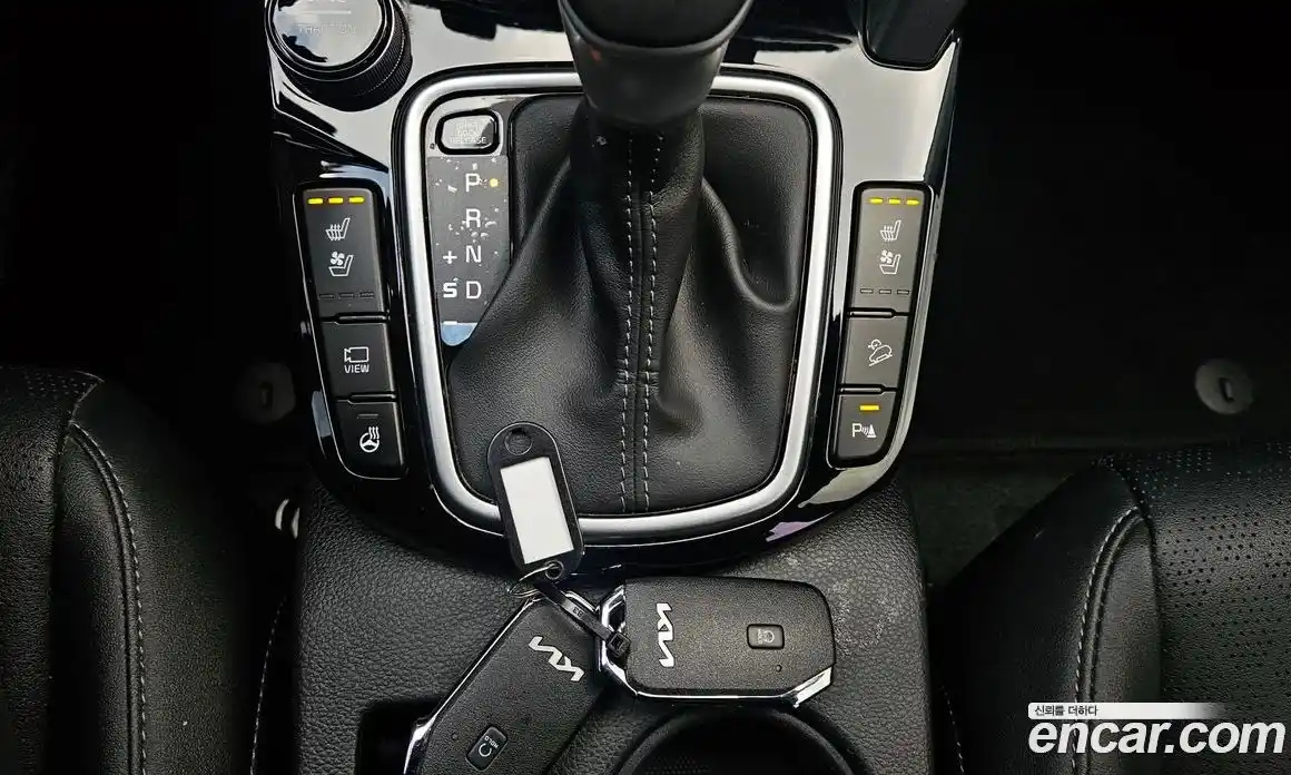 Kia Seltos 2023 1.6 Автомат в Москве № 52859, фото 15