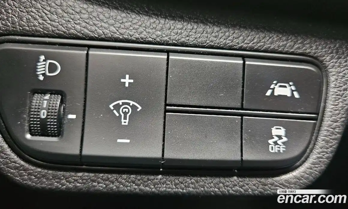 Kia Seltos 2023 1.6 Автомат в Москве № 52859, фото 16