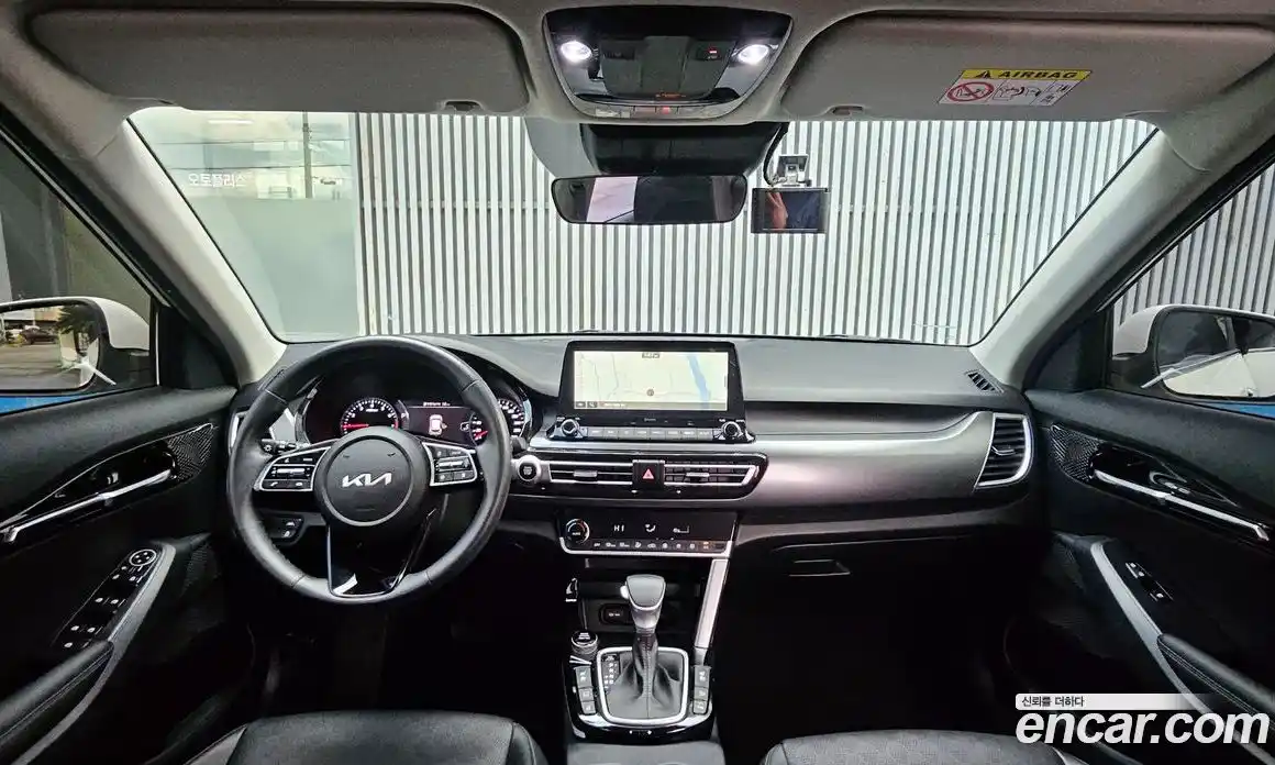 Kia Seltos 2023 1.6 Автомат в Москве № 52859, фото 9