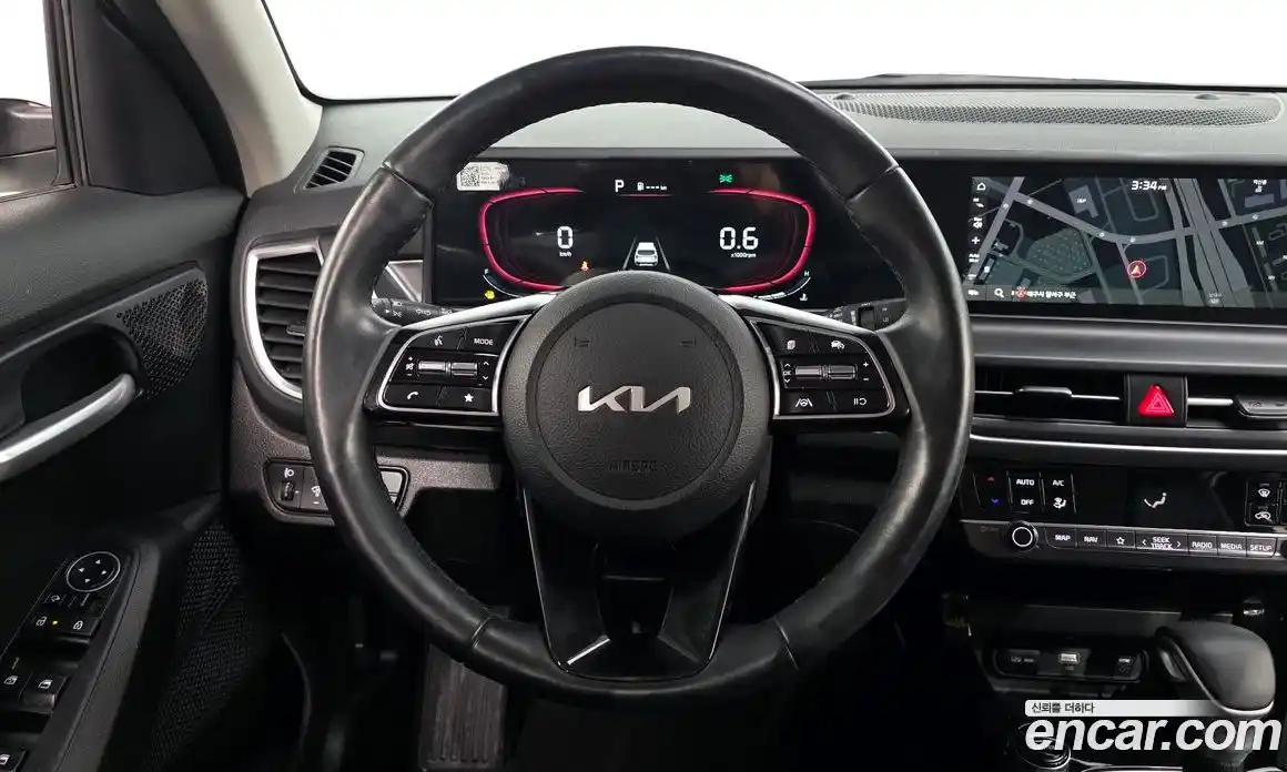 Kia Seltos 2023 1.6 Автомат в Москве № 55587, фото 13