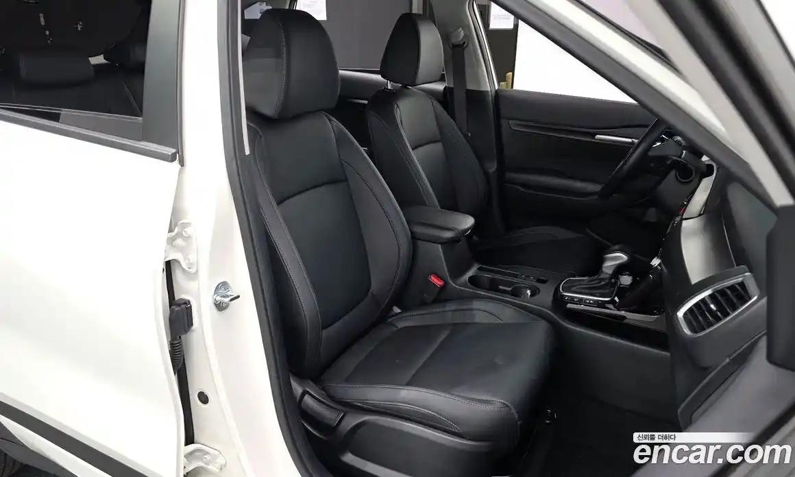 Kia Seltos 2023 1.6 Автомат в Москве № 55587, фото 10