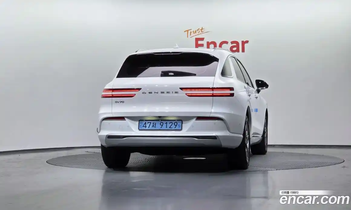 Genesis GV70 2022 0.1 Автомат в Москве № 58454, фото 12