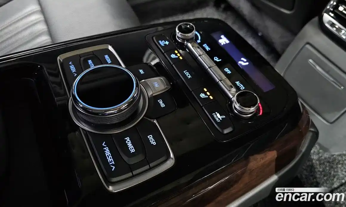 Genesis EQ900 2017 3.8 Автомат в Москве № 58487, фото 12