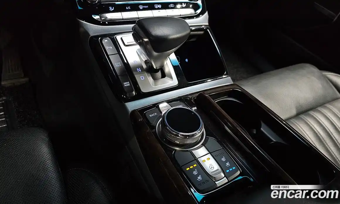 Genesis EQ900 2017 3.8 Автомат в Москве № 58487, фото 20