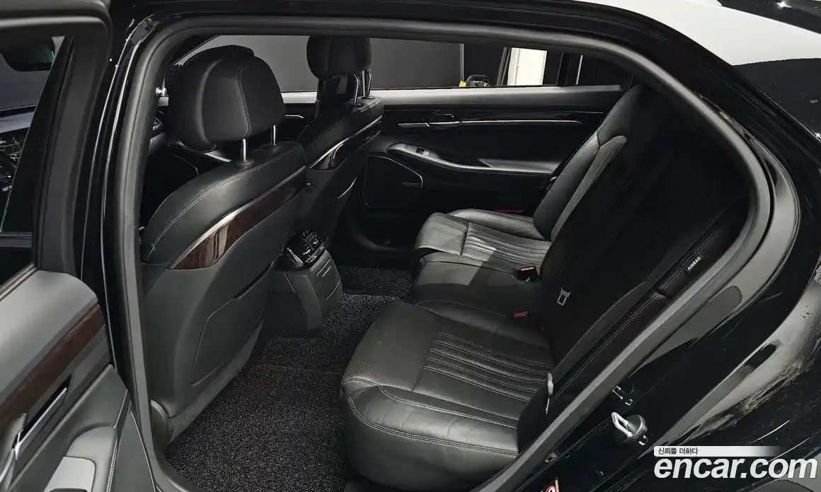 Genesis EQ900 2017 3.8 Автомат в Москве № 58487, фото 10