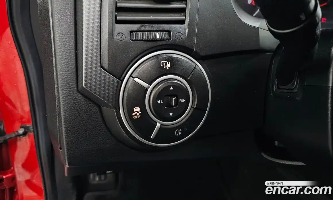 SsangYong Korando 2015 2.0 Автомат в Москве № 67603, фото 15