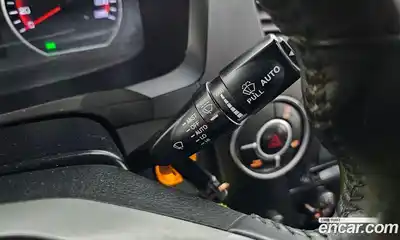 SsangYong Korando 2015 2.0 Автомат в Москве № 67603, миниатюра 7