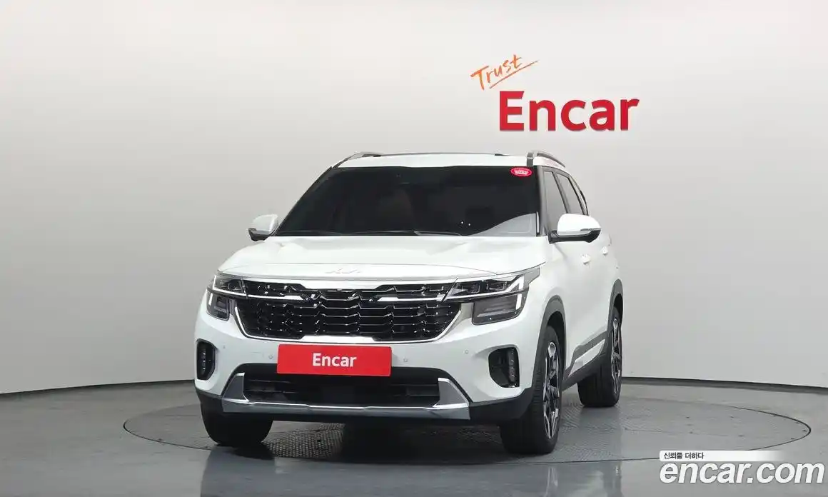 Kia Seltos 2024 1.6 Автомат в Москве № 9744, фото 3