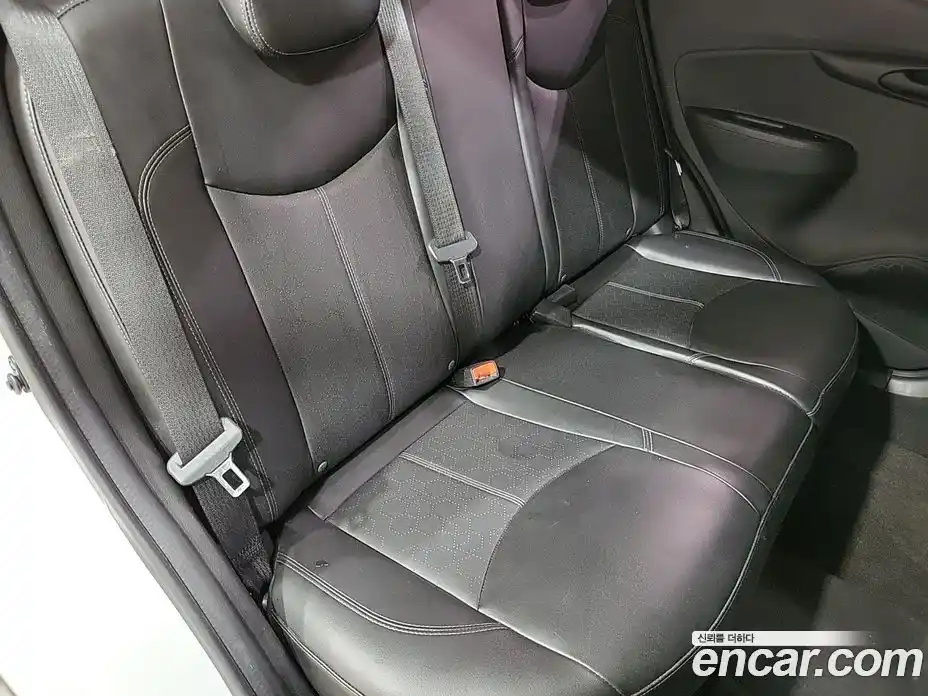 Chevrolet Spark 2016 1.0 Автомат в Москве № 104341, фото 13