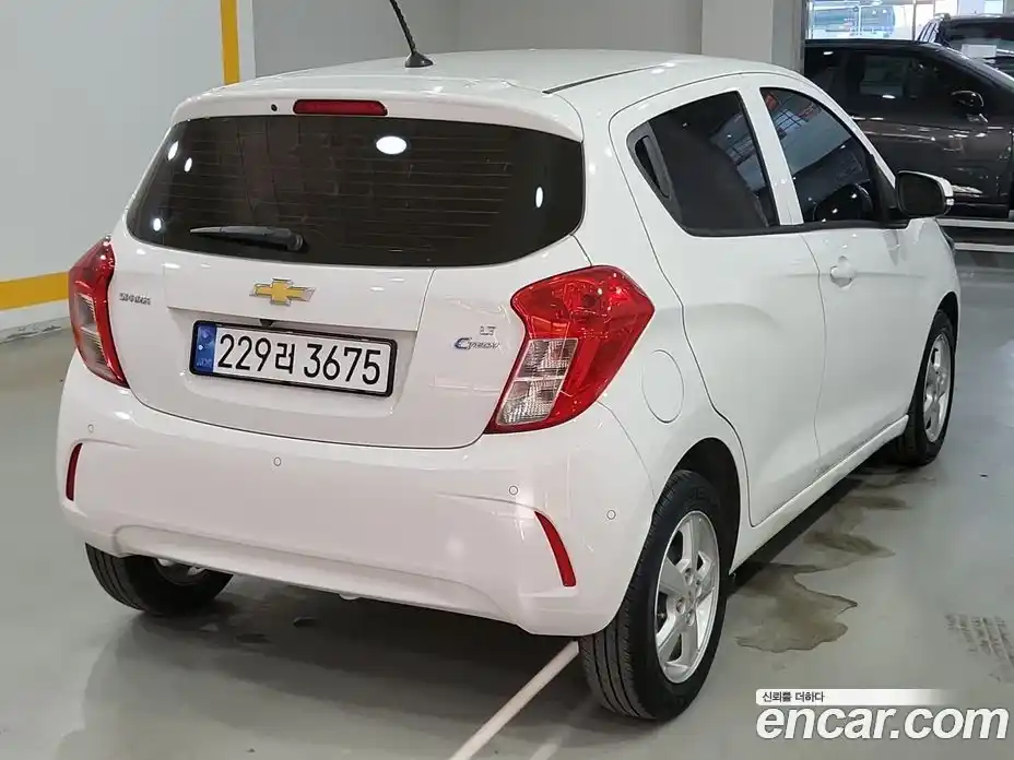 Chevrolet Spark 2016 1.0 Автомат в Москве № 104341, фото 3