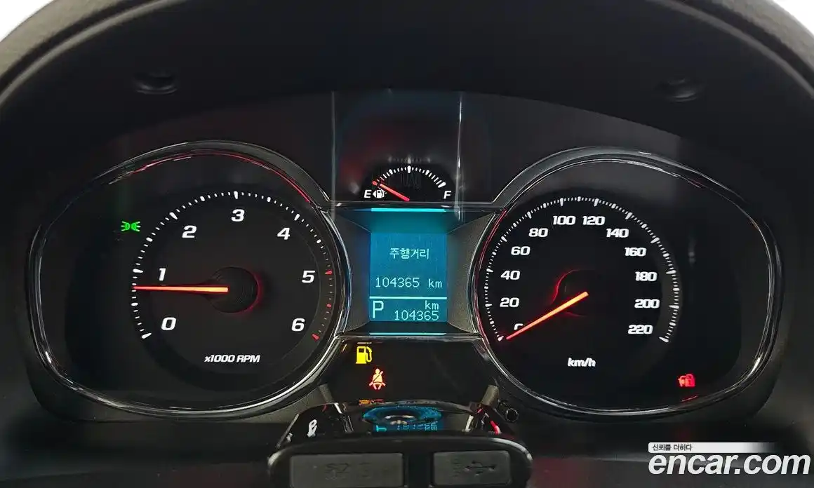 Chevrolet Captiva 2014 2.2 Автомат в Москве № 104989, фото 16