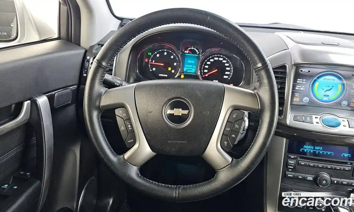 Chevrolet Captiva 2014 2.2 Автомат в Москве № 104989, фото 3