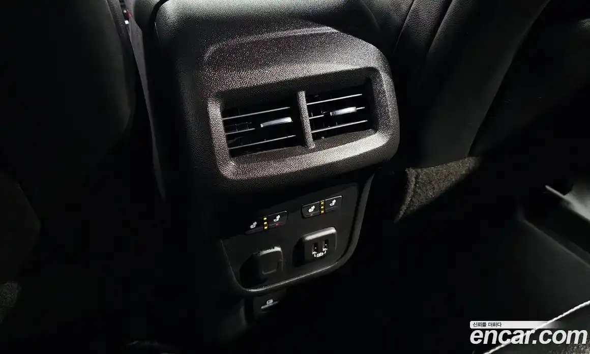 Chevrolet Equinox 2022 1.5 Автомат в Москве № 105343, фото 14